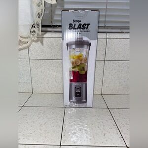 Ninja Blast Portable Blender Cordless 18oz